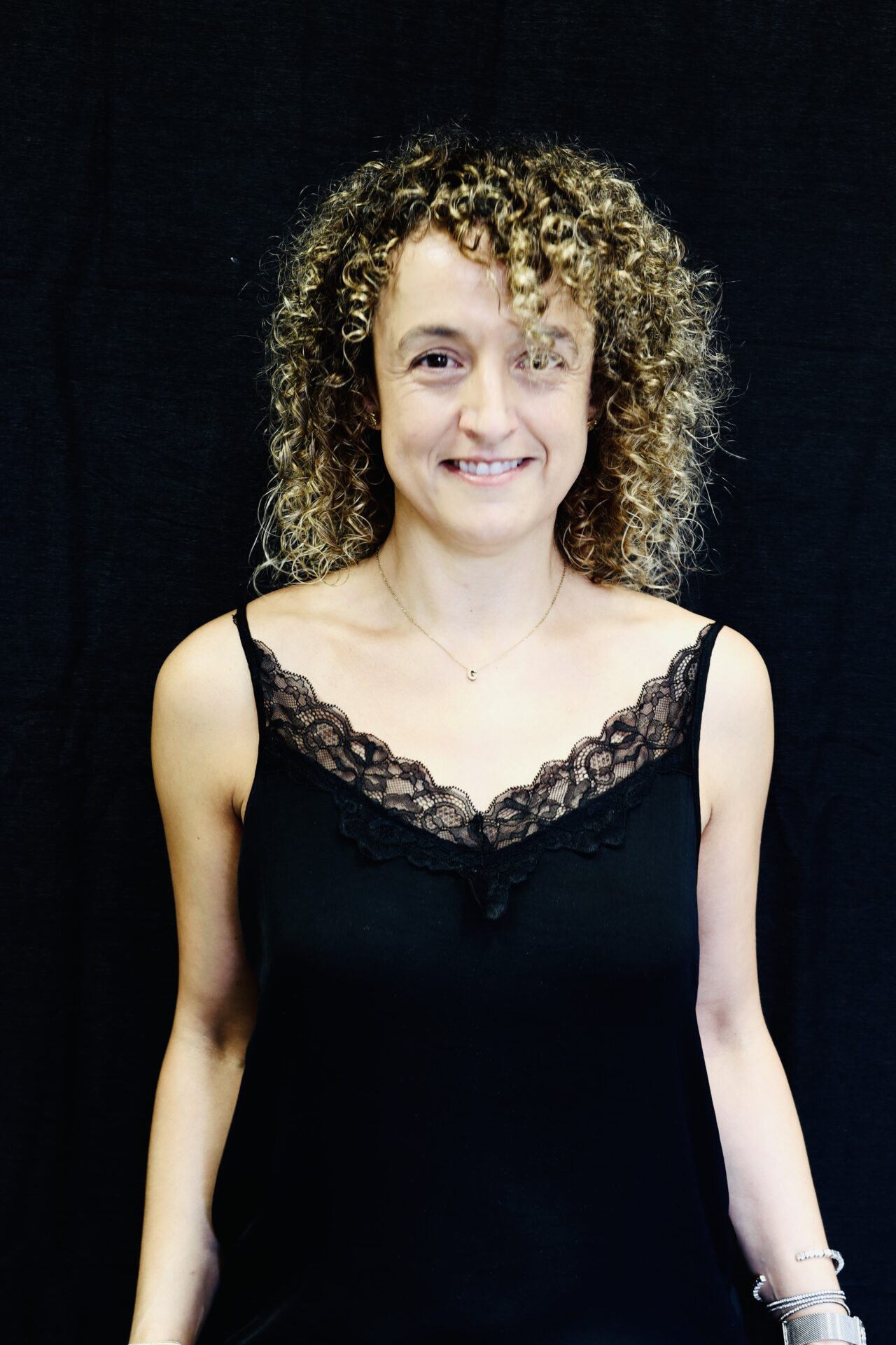 GLÒRIA LOBATO
